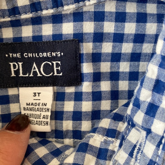 🧸The Children's Place Button Down Long Sleeve Shirt - Picture 2 of 6